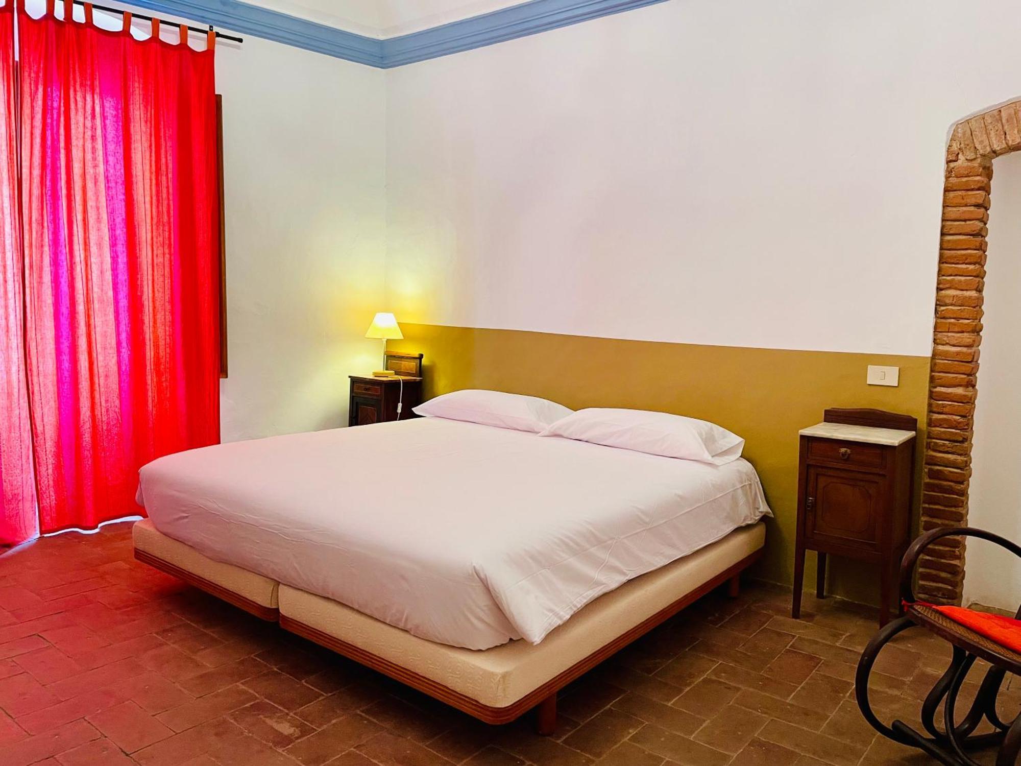 קסטלו דה אמפוריאס Apartaments Can Gibert מראה חיצוני תמונה
